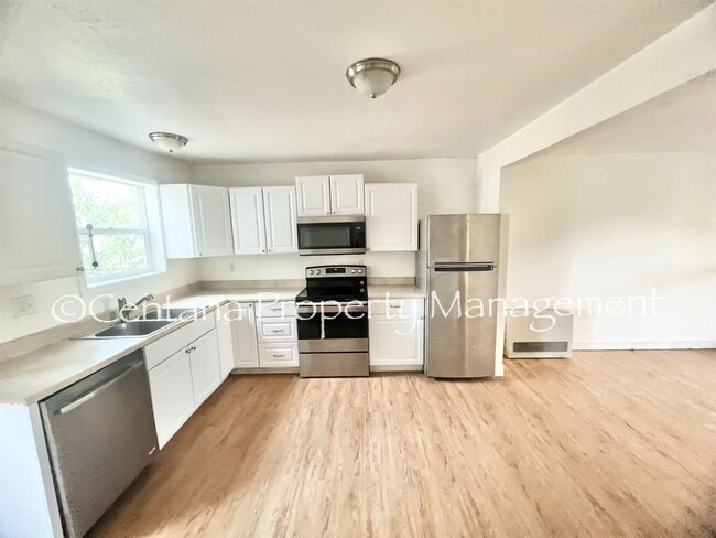 Photo - 2205 Locust St