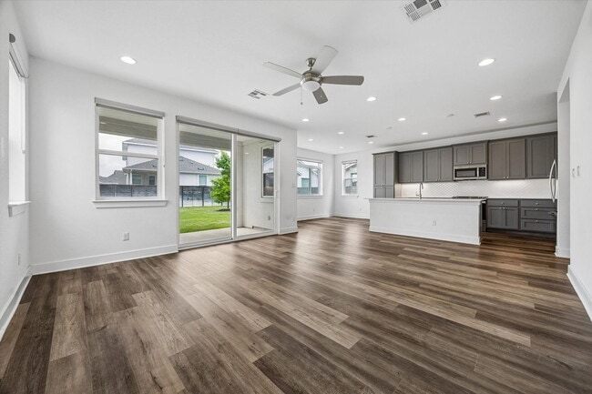 Photo - 1021 Chapote Ter