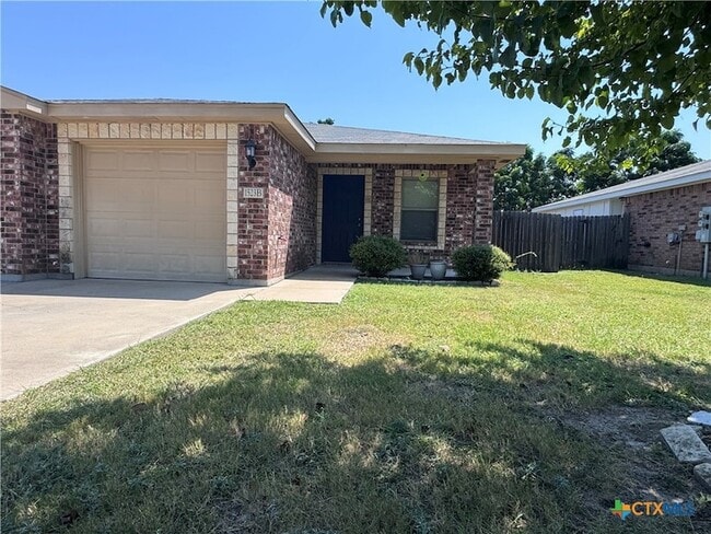 Building Photo - 1523 Aztec Trce Unit B Rental