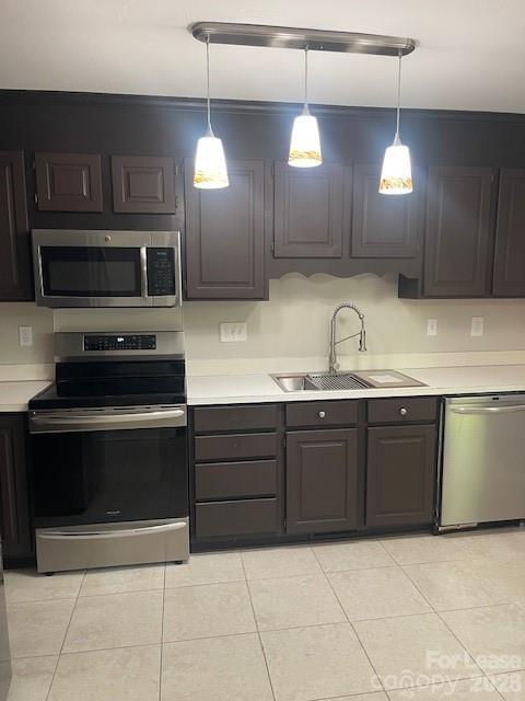 Photo - 19506 Heartland St