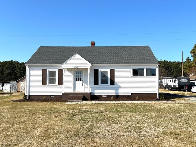 Photo - Luxury, Location, & Convenience