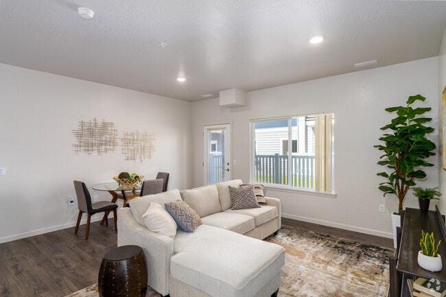 Interior Photo - Heritage Villas Rental