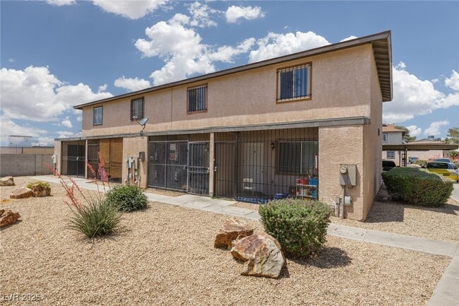 Building Photo - 3505 Rio Robles Dr Rental