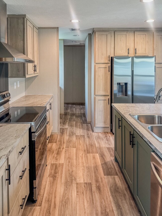 Photo - 1628 Paradela Pl