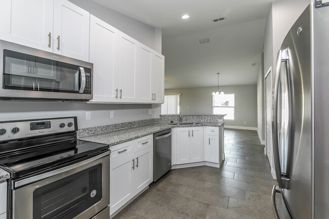 Photo - 105 Pompei Dr