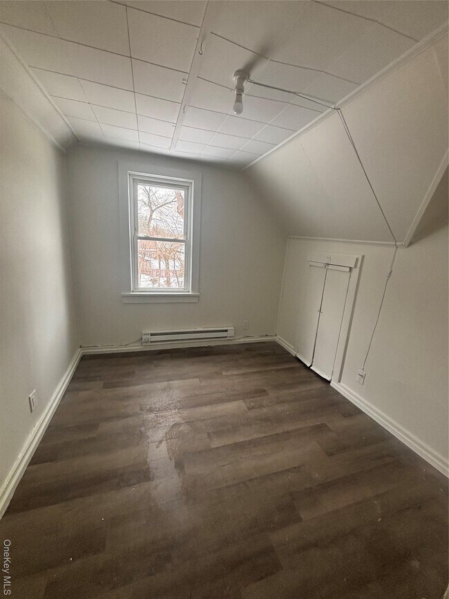 Photo - 147 Downs St Unit 3