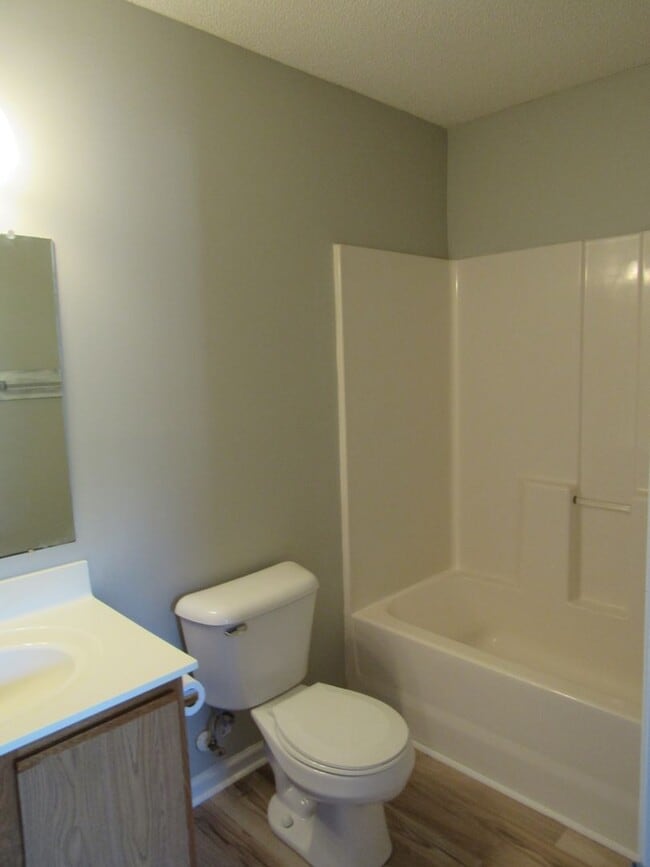 Photo - 2 Br 3 BA Townhouse Hunters Creek