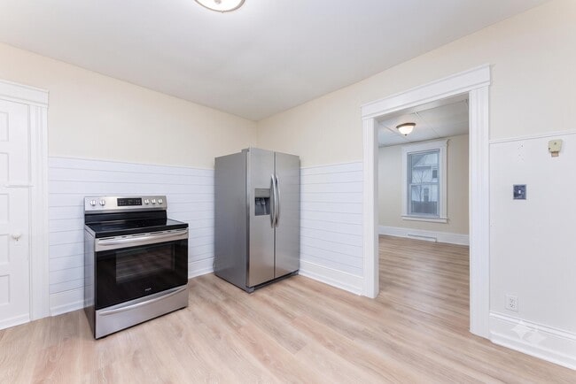Photo - 405 Starkweather St Unit 1