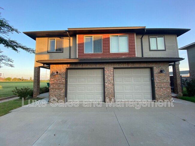 Photo - 6933 Mayberry Ln