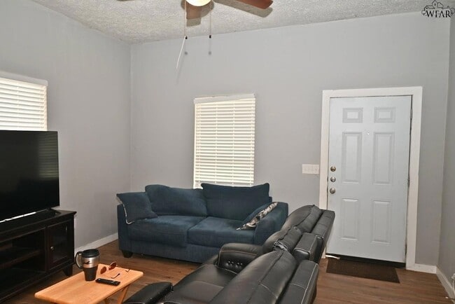 Photo - 1908 10th St