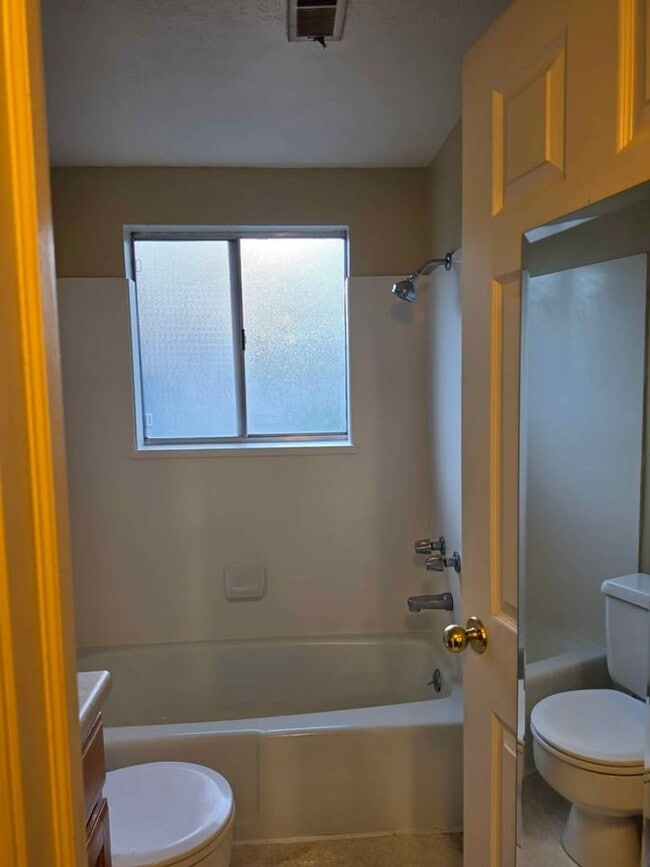Photo - 443 S State St Unit 312