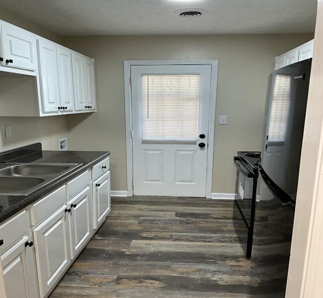 Photo - 142 Rushwood Dr