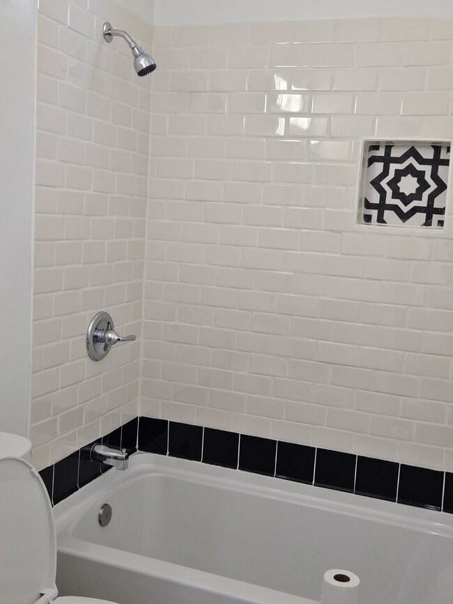 Photo - 6027 Allston St Unidad .