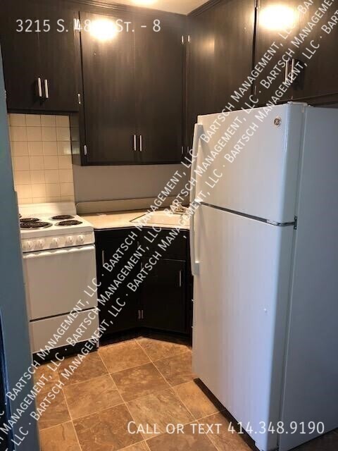 Photo - 3215 S 48th St Unit 8