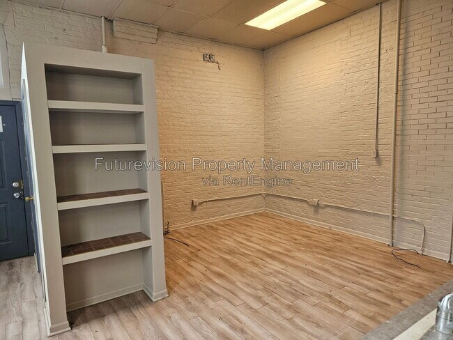 527 N Chicago St Unidad 1st Floor