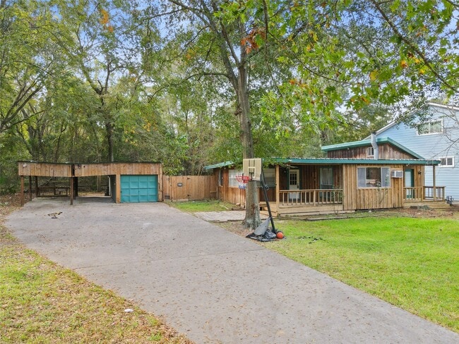 Photo - 314 Commanche Rd