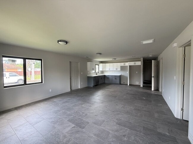 Photo - 2806 NW 9th Ct