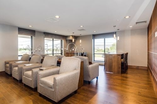 Photo - 1 Meadowlands Plaza Unit 207