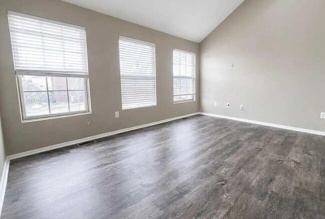 Photo - 15650 Stone Crossing Dr