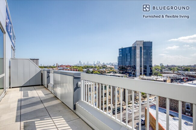 Photo - 2340 N California Ave Unidad FL6-ID480