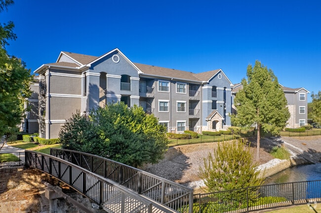 Creekside Exterior