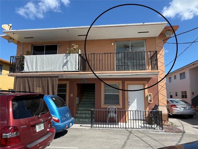 Building Photo - 1125 SE 9th Ave Unit 4