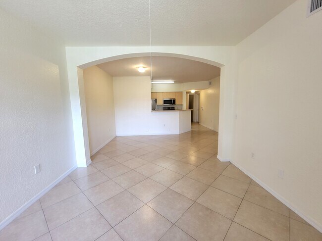 Photo - 2109 Belmont Ln