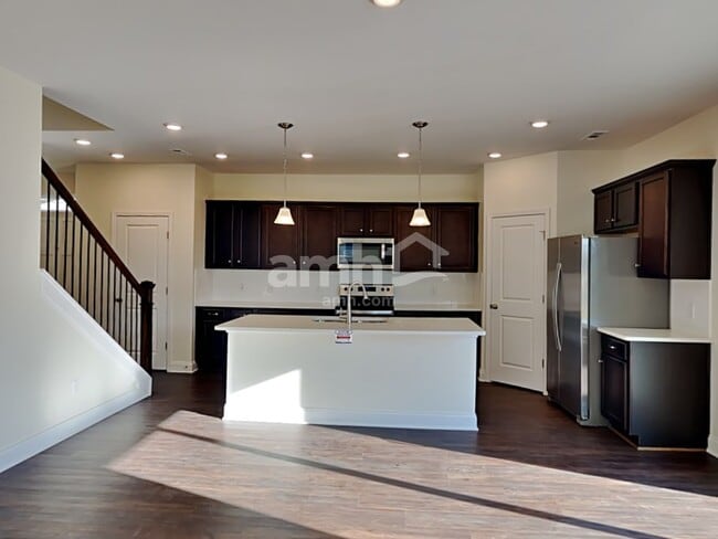 Photo - 5235 Virtue Ave