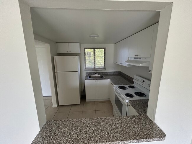 Photo - Elizabeth Gardens at Lauderhill