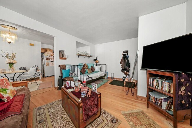 Photo - 425 S Kenilworth Ave Unit 1SW