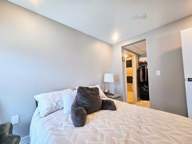 Photo - 10180-10103 103 St NW Unit 1004