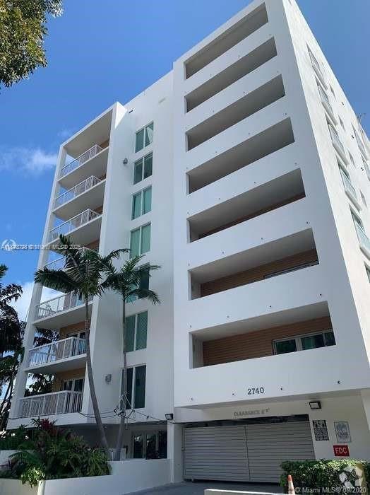 Building Photo - 2740 SW 28th Terrace Unit 203 Rental