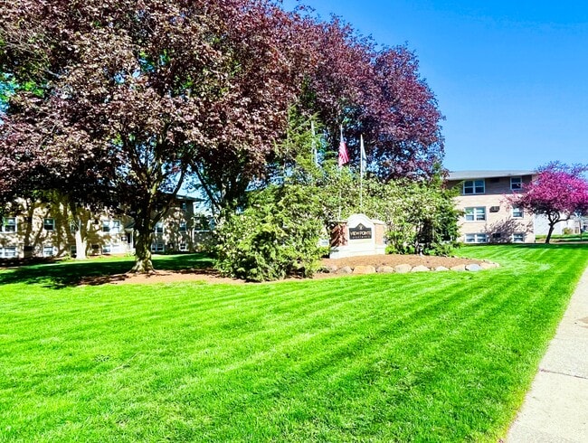 Viewpointe Apartment Homes