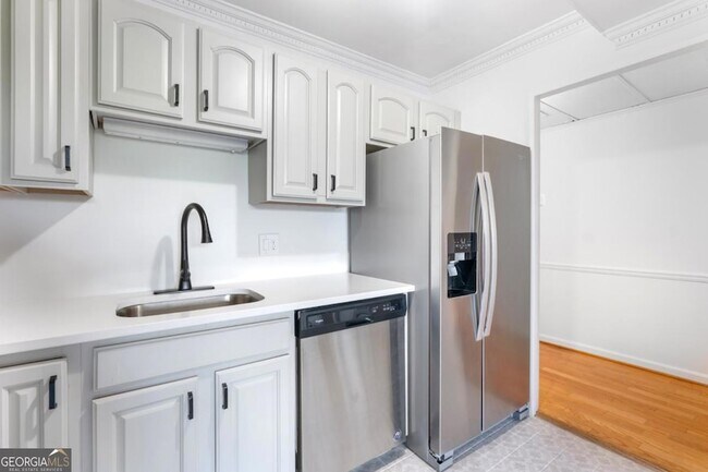 Photo - 2965 Pharr Ct S Northwest Unit 817