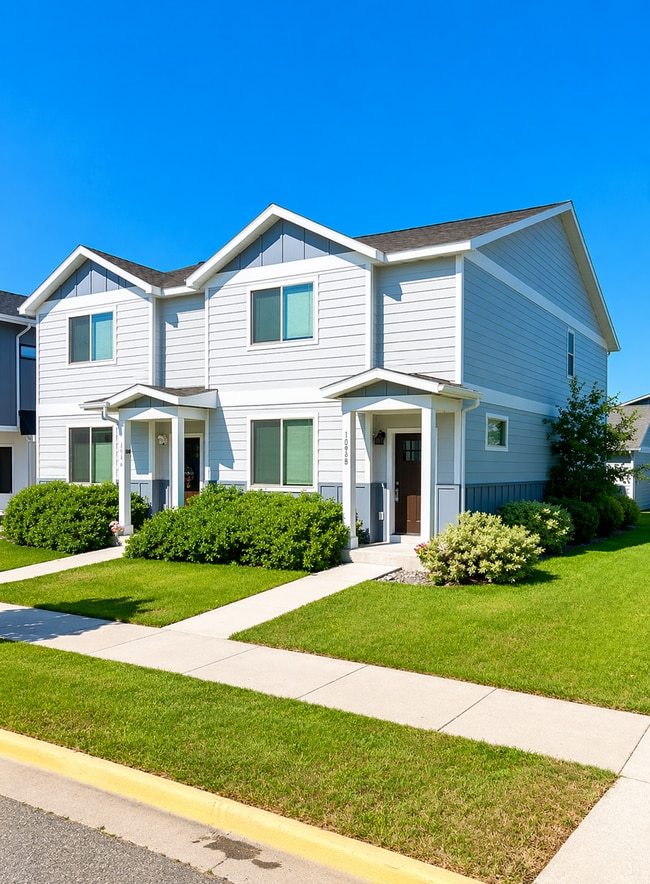 Building Photo - 1093 Twin Lakes Ave