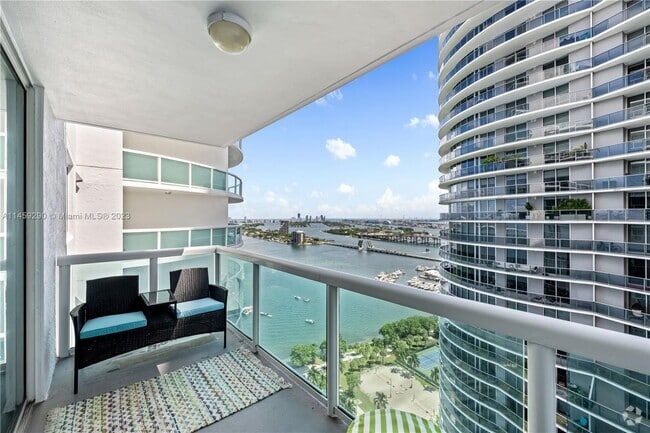 Building Photo - 1800 N Bayshore Dr Unit 3011 Rental