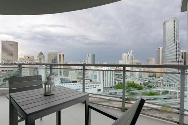 Photo - 350 S Miami Ave Unidad 2113