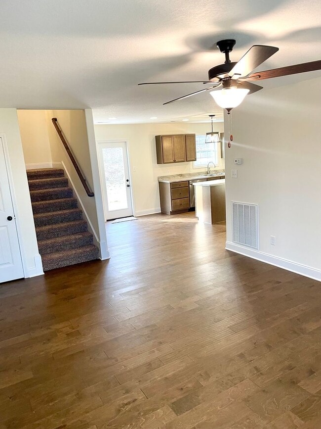 Photo - New Build in Fountain City- Fenced back yard!