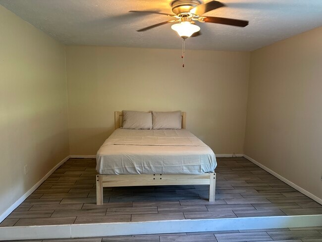 Photo - 14919 Four Winds Dr
