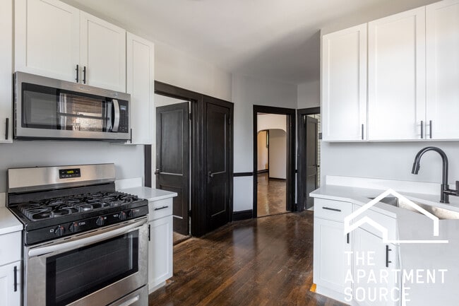 Photo - 3823 N Drake Ave Unit 2