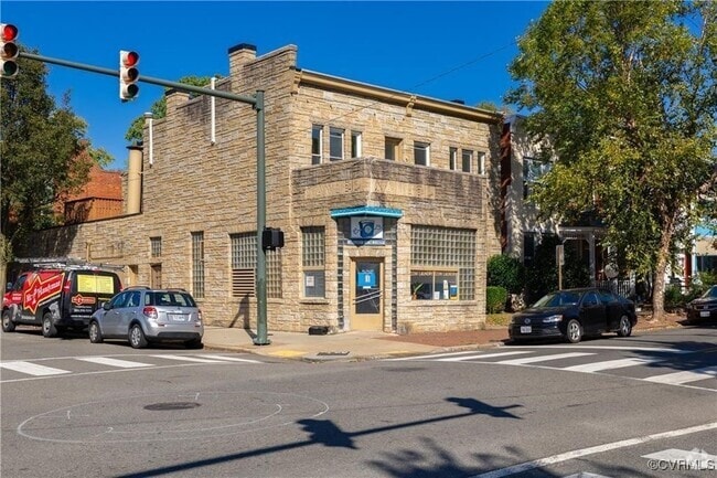 Building Photo - 102 N Lombardy St Unit 3 Rental