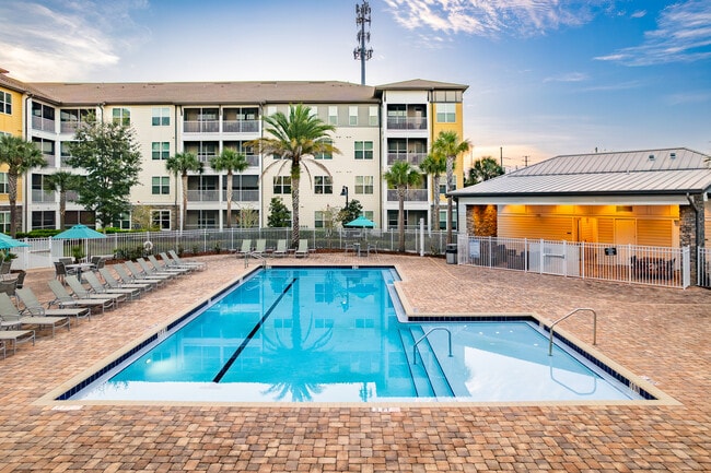 Orchard Pool