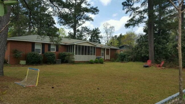 Photo - 1705 Elmwood Rd