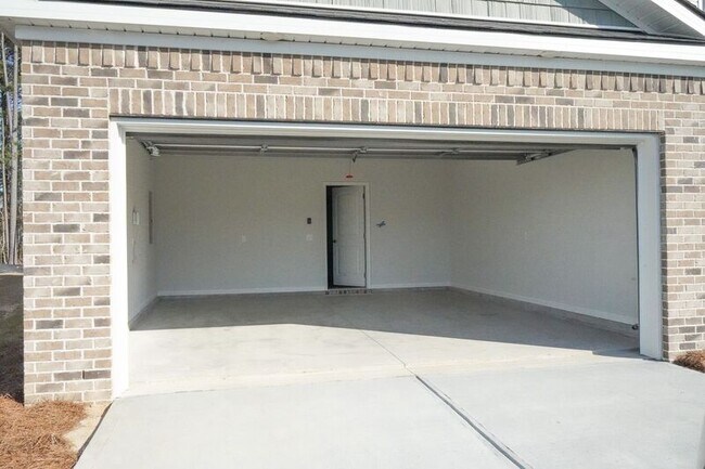 142 Brookline Dr