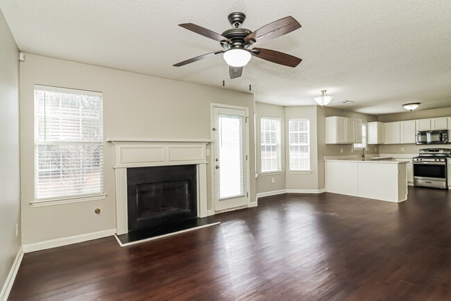 Photo - 4705 Bald Eagle Way