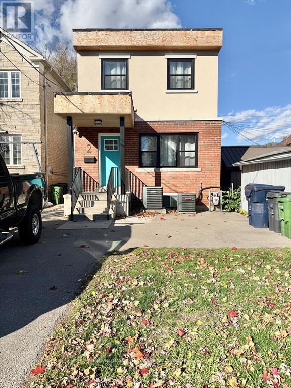 Photo - 2 Coates Ave