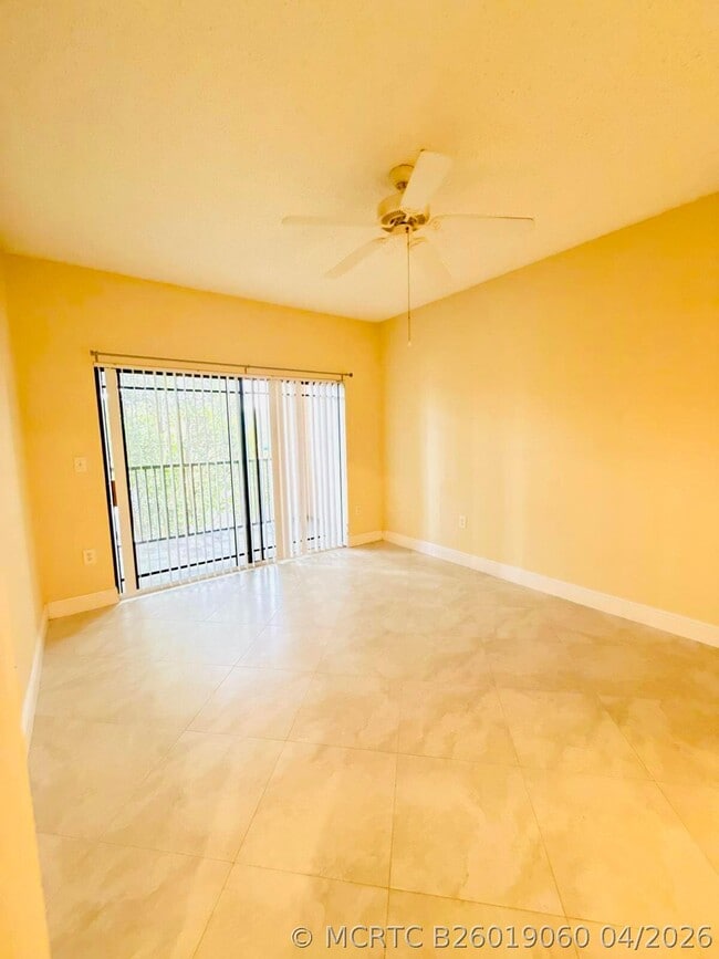 Photo - 2917 Tuscany Ct Unit 204
