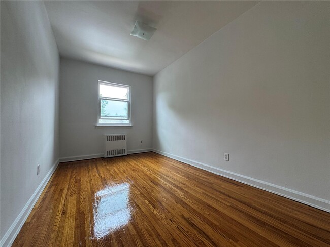 Photo - 78-01 164th St Unidad 2F