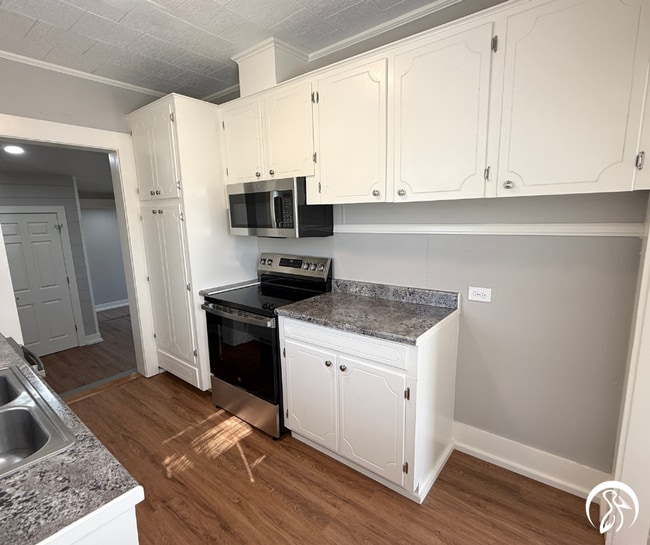 Photo - Spacious and Convenient