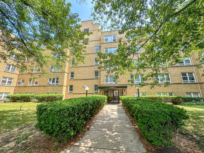 Photo - 5355 N California Ave Condo Unit 409